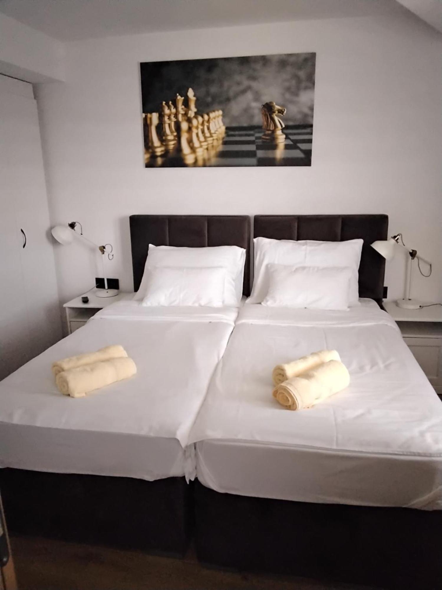 Sky Apartmani & Spa Leskovac  Værelse billede