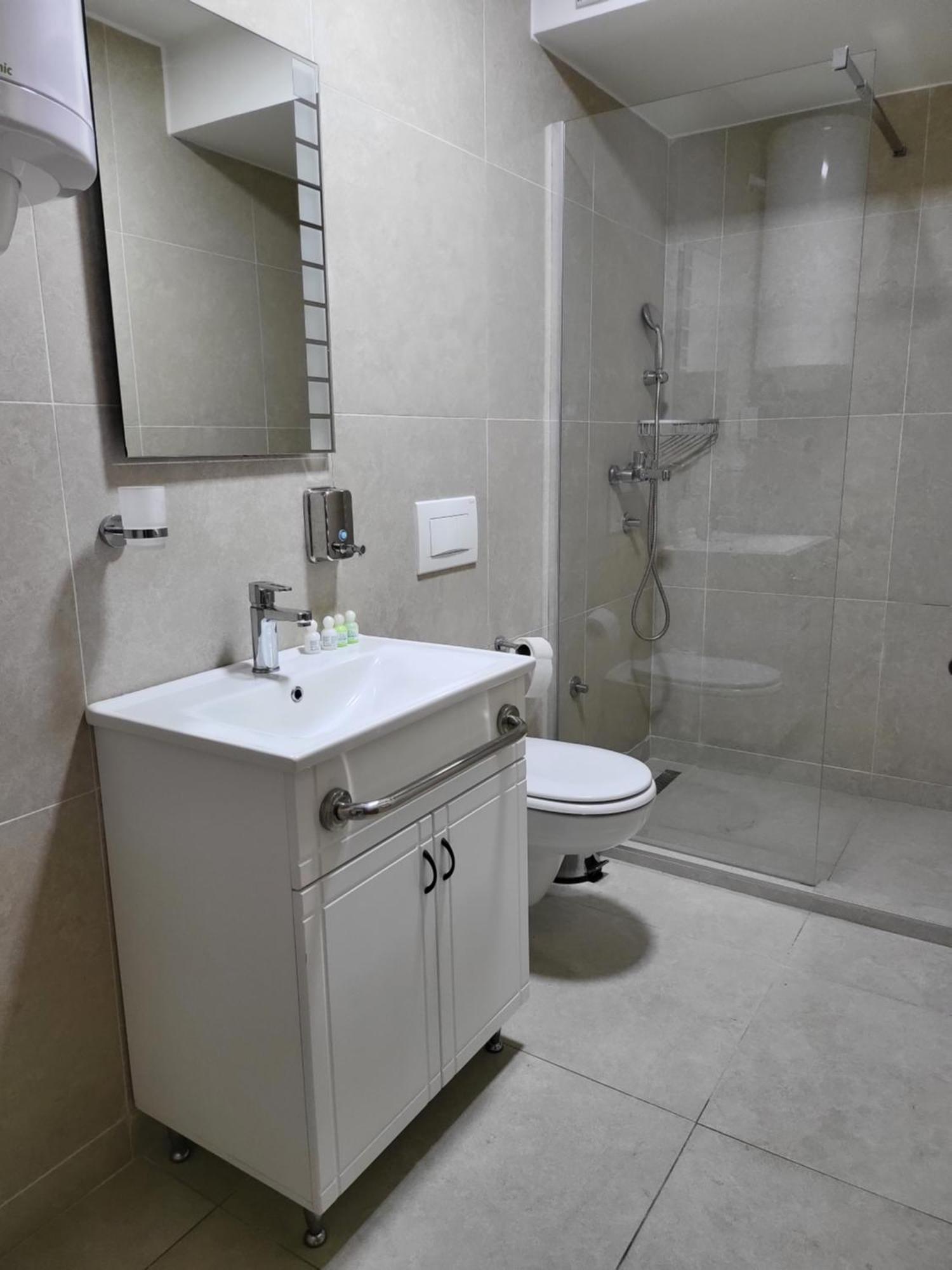 Sky Apartmani & Spa Leskovac  Værelse billede