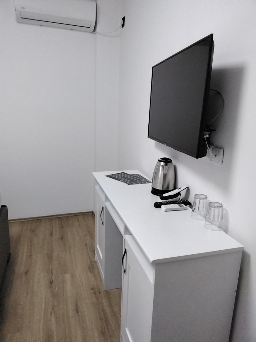 Sky Apartmani & Spa Leskovac  Værelse billede