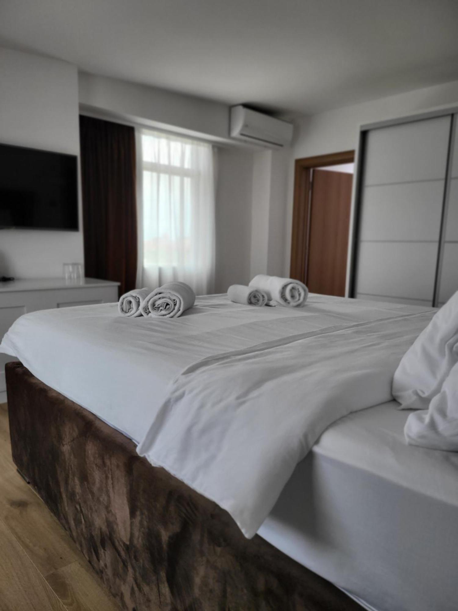 Sky Apartmani & Spa Leskovac  Værelse billede